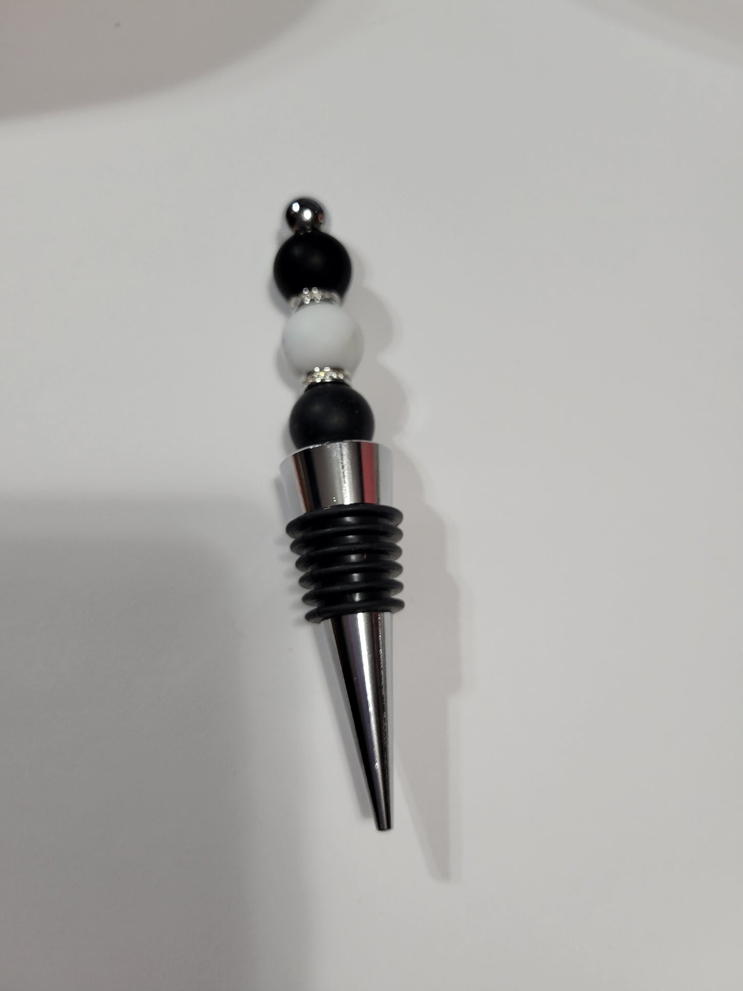 Black and White | Wine Stopper