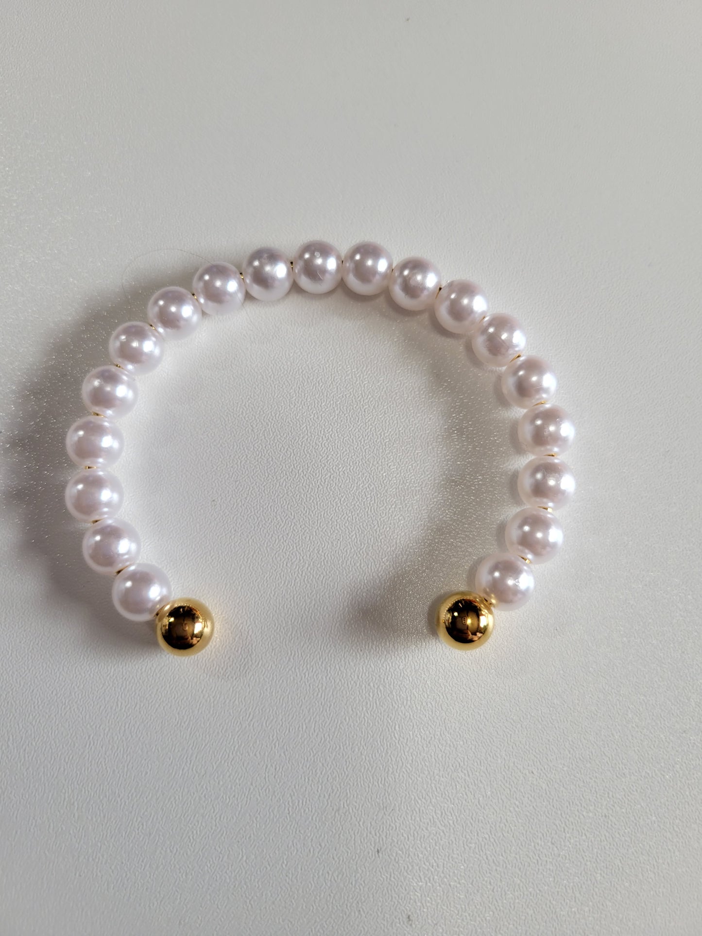 White Pearl | Half Moon Bracelet