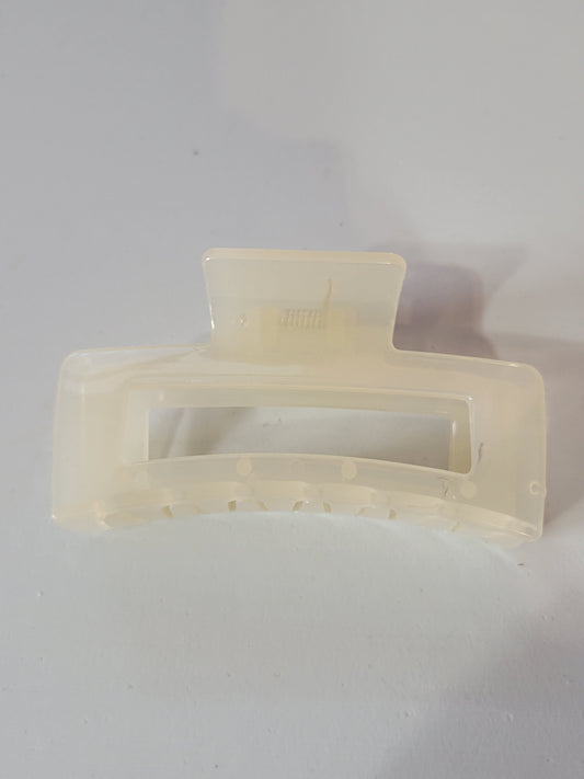 Medium Cream|Hair Clips